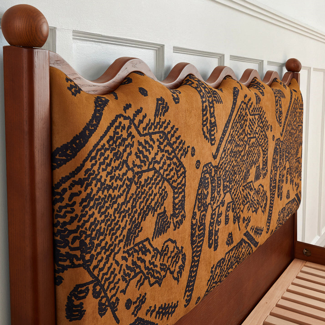 Vintage ash wood bed rippling in real life style.