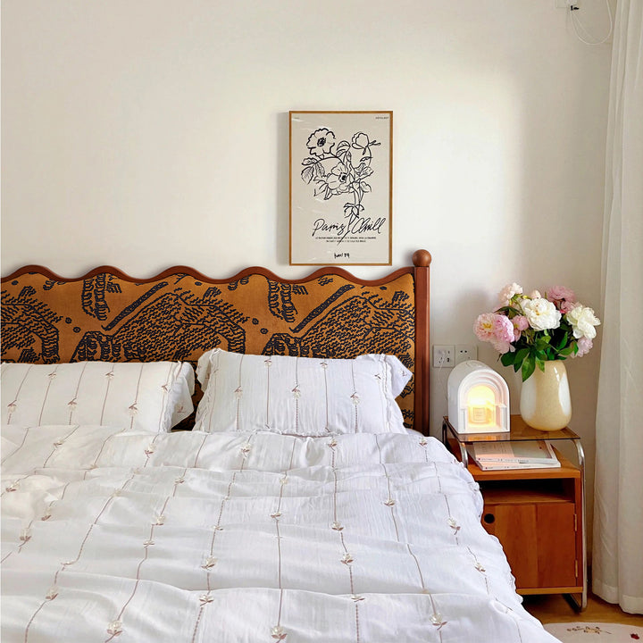 Vintage ash wood bed rippling with context.