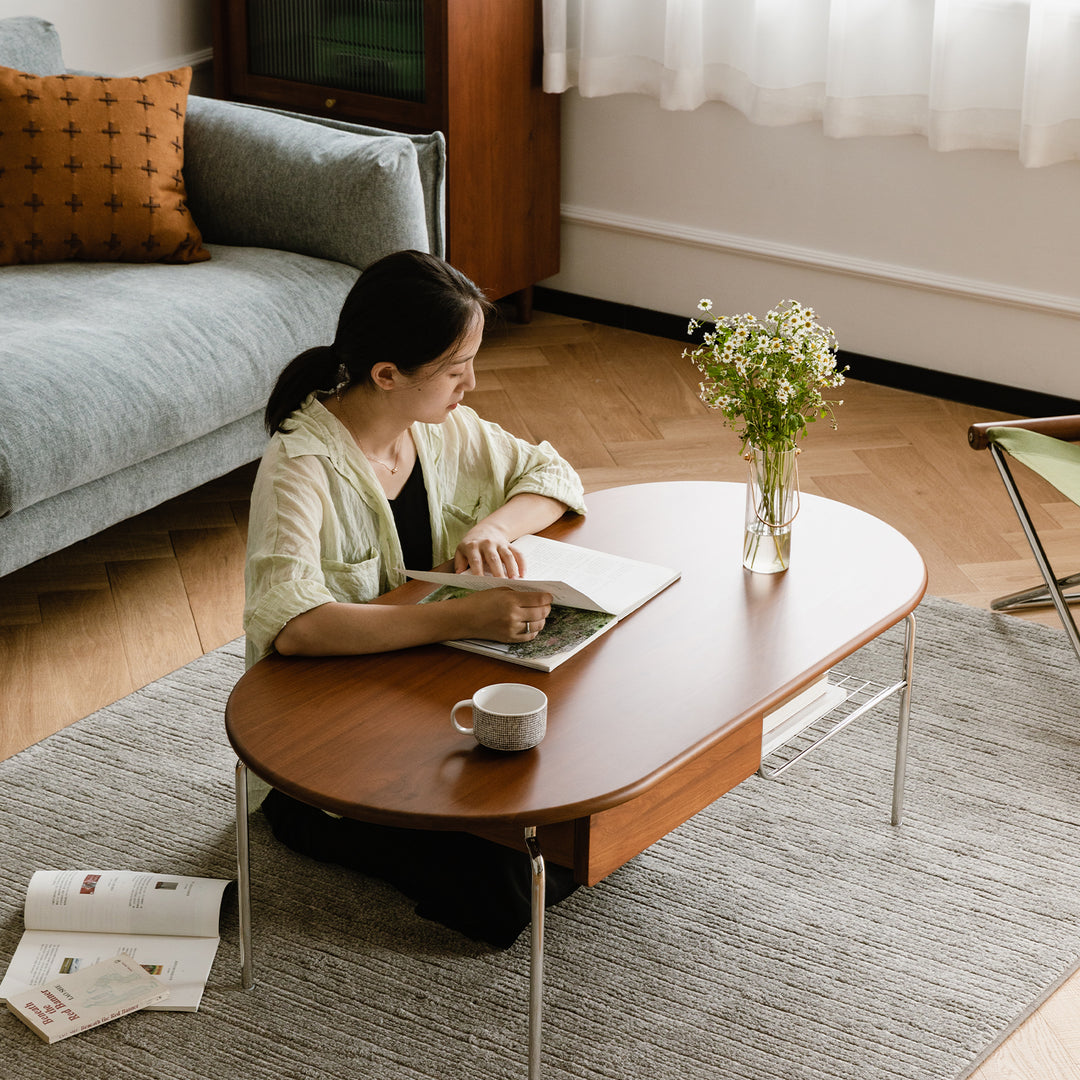 Vintage boxwood coffee table cloud in real life style.