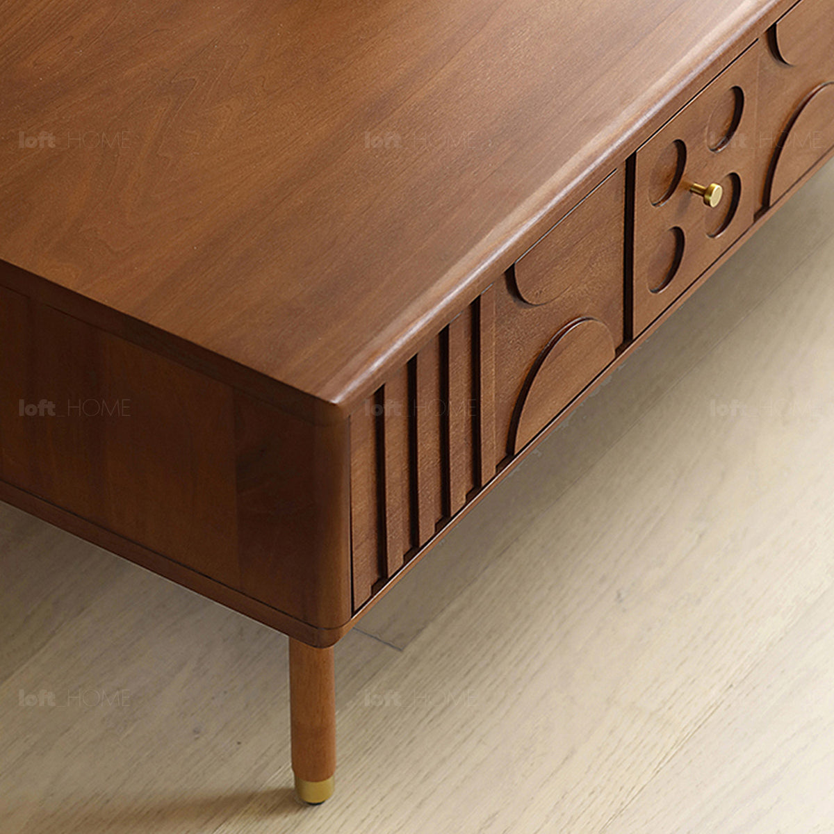 Vintage boxwood coffee table madrid in details.