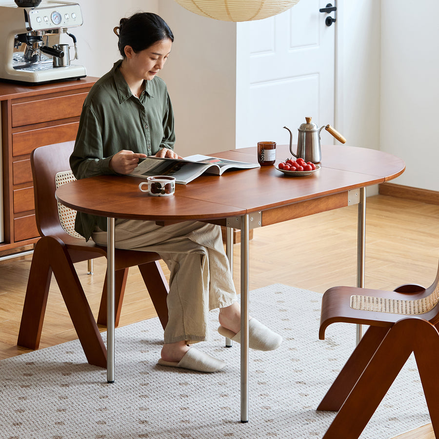 Vintage boxwood extendable oval dining table season primary product view.