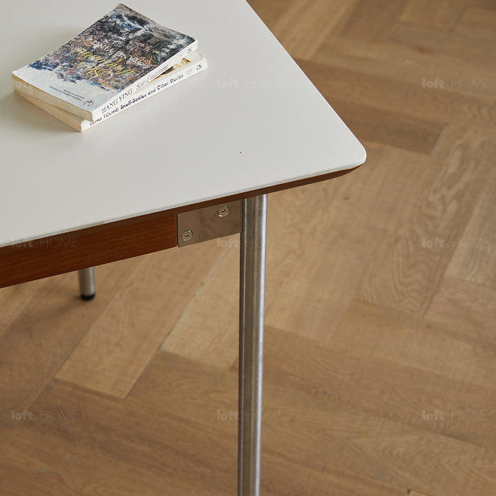 Vintage boxwood dining table season layered structure.