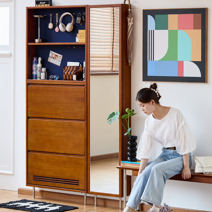 Vintage Boxwood Shoe Cabinet SEASON