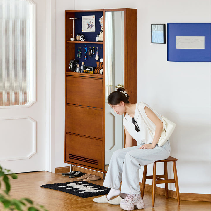 Vintage Boxwood Shoe Cabinet SEASON