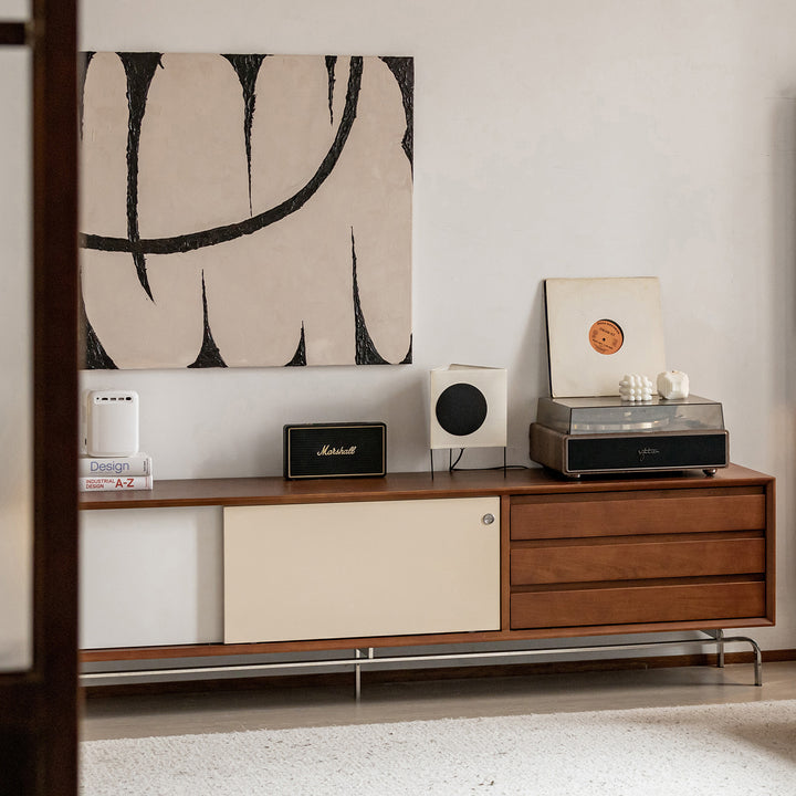 Vintage boxwood sliding door tv console moonrise detail 3.