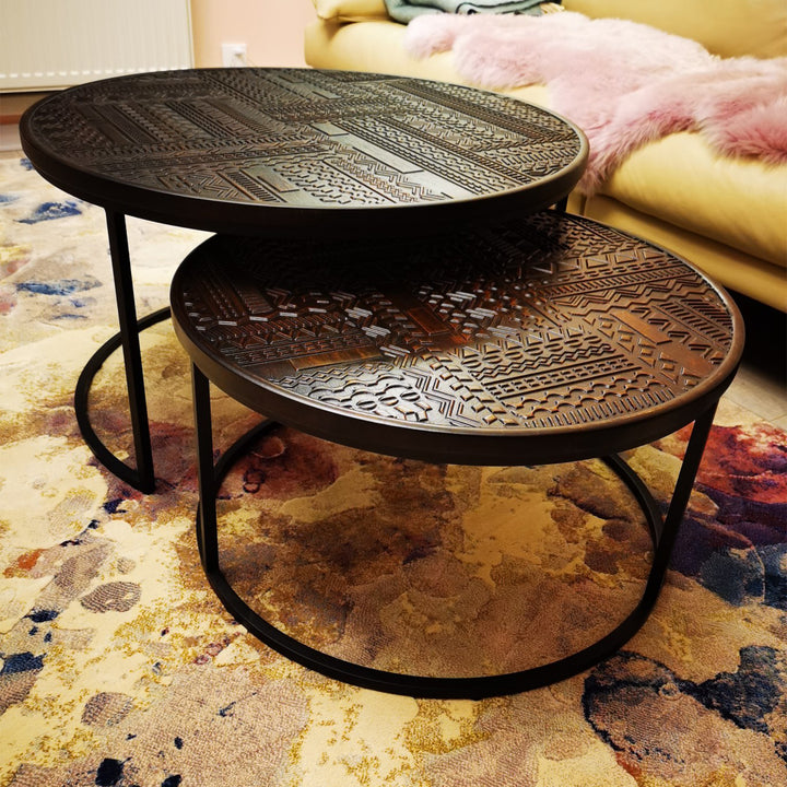 Vintage pine wood coffee table toem overlap with context.