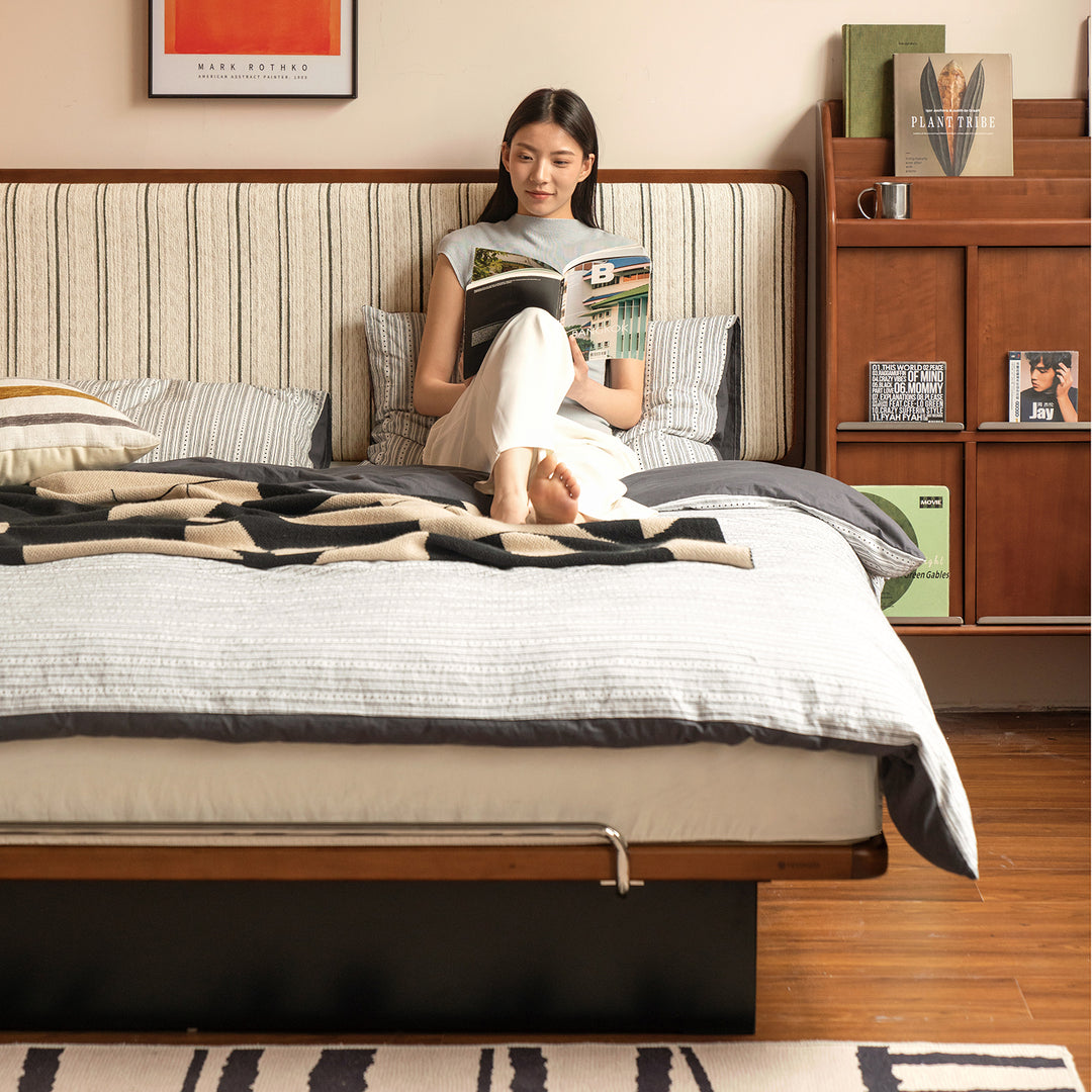Bauhaus boxwood storage bed film with context.