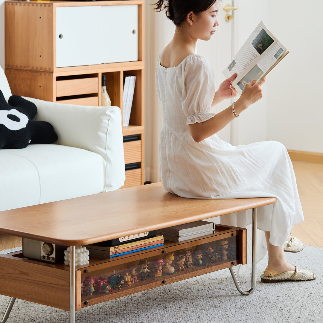 Bauhaus cherry wood coffee table locke in details.