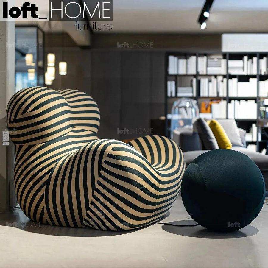 Contemporary fabric 1 seater sofa la mamma detail 1.