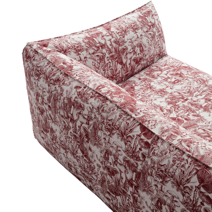 Contemporary fabric 3 seater sofa bambole in close up details.