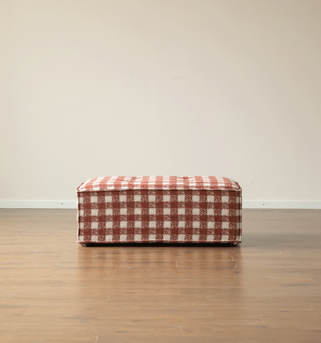 Bauhaus chenille velvet fabric 1 seater sofa bed drift detail 1.
