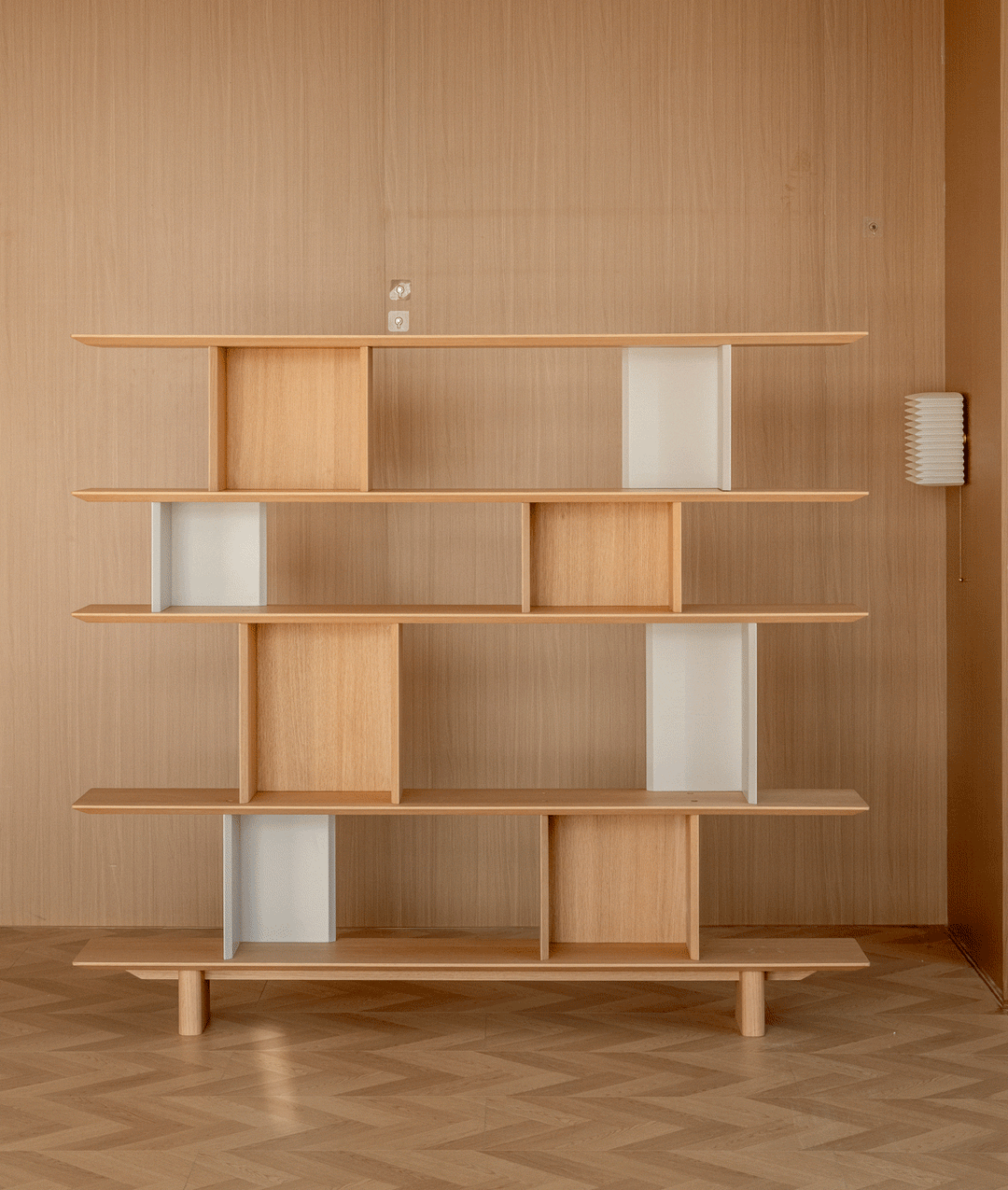 Minimalist oak wood veneer shelf berg environmental situation.