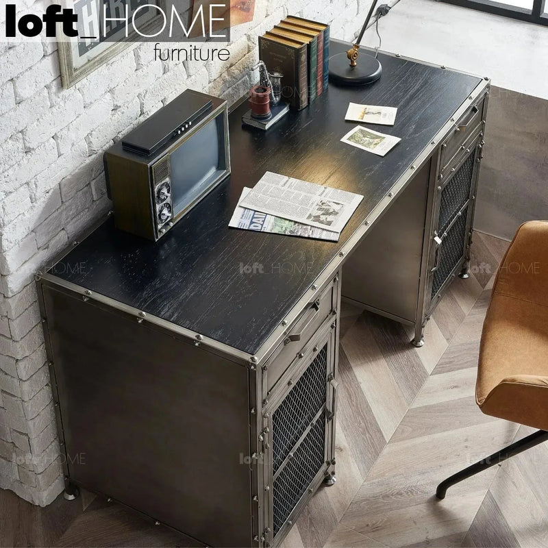 Industrial metal study table bernz in details.