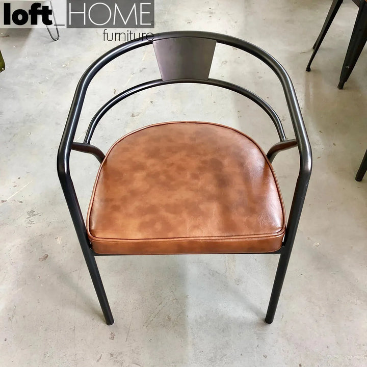 Industrial pu leather dining chair roundarm in details.