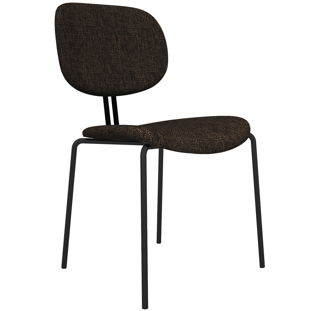 Minimalist fabric dining chair et layered structure.
