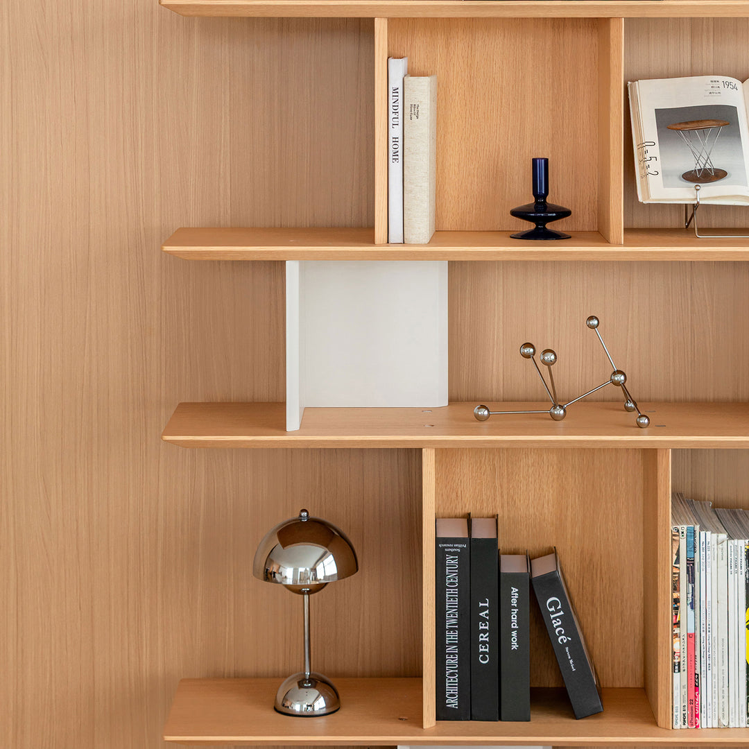 Minimalist oak wood veneer shelf berg with context.