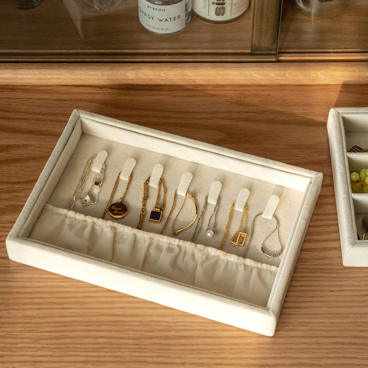 Minimalist velvet fabric jewelry organizer tray 4in1 set aura in details.