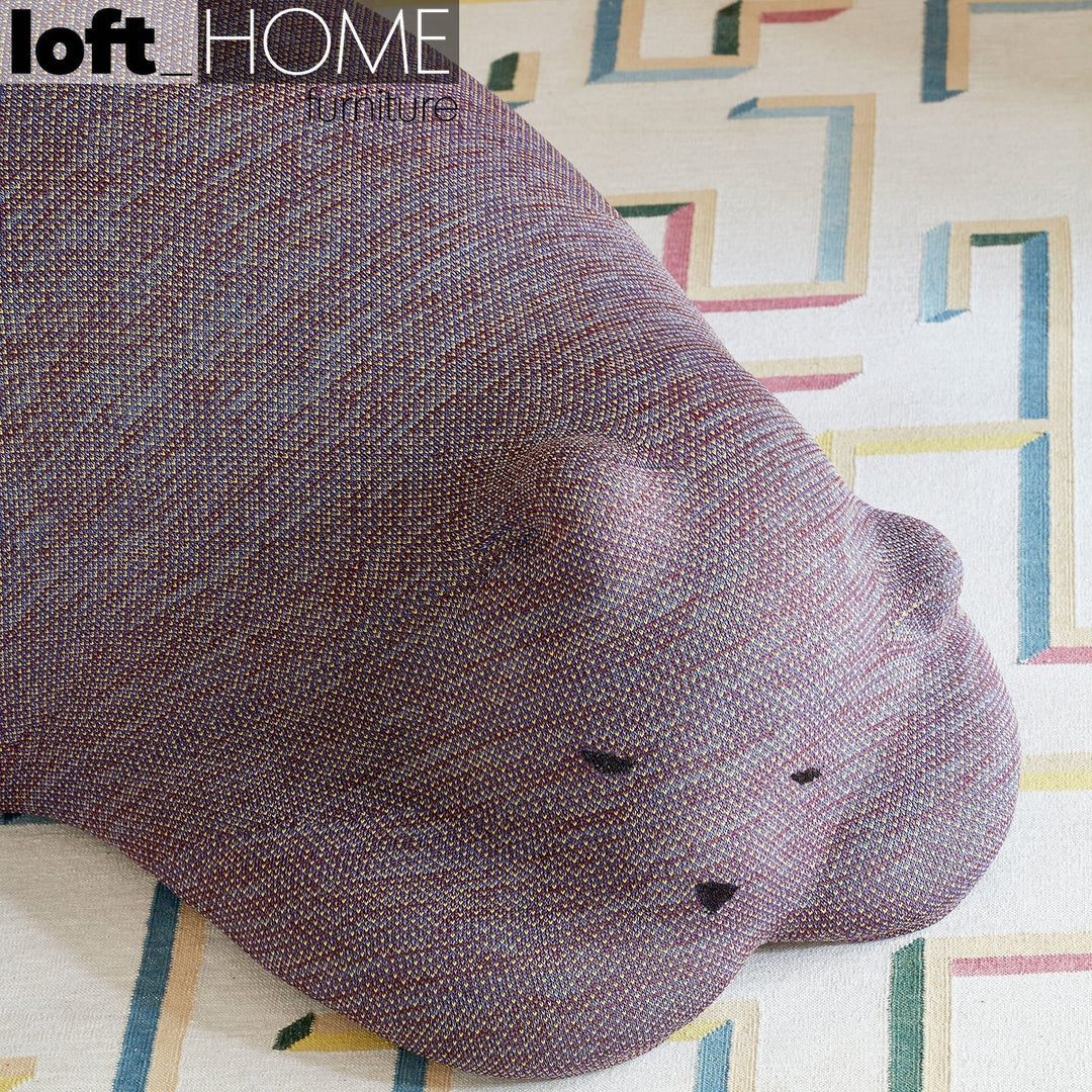 Modern knit fabric ottoman resting bear detail 5.