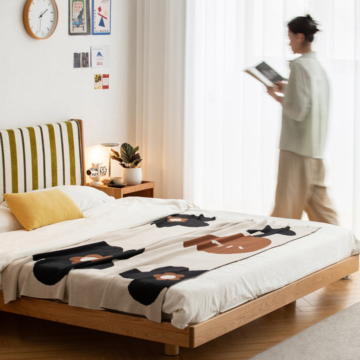 Scandinavian cherry wood bed les in real life style.