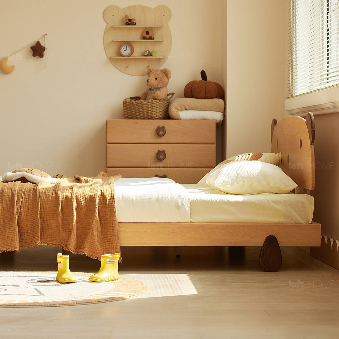 Scandinavian wood kids bed bear in real life style.
