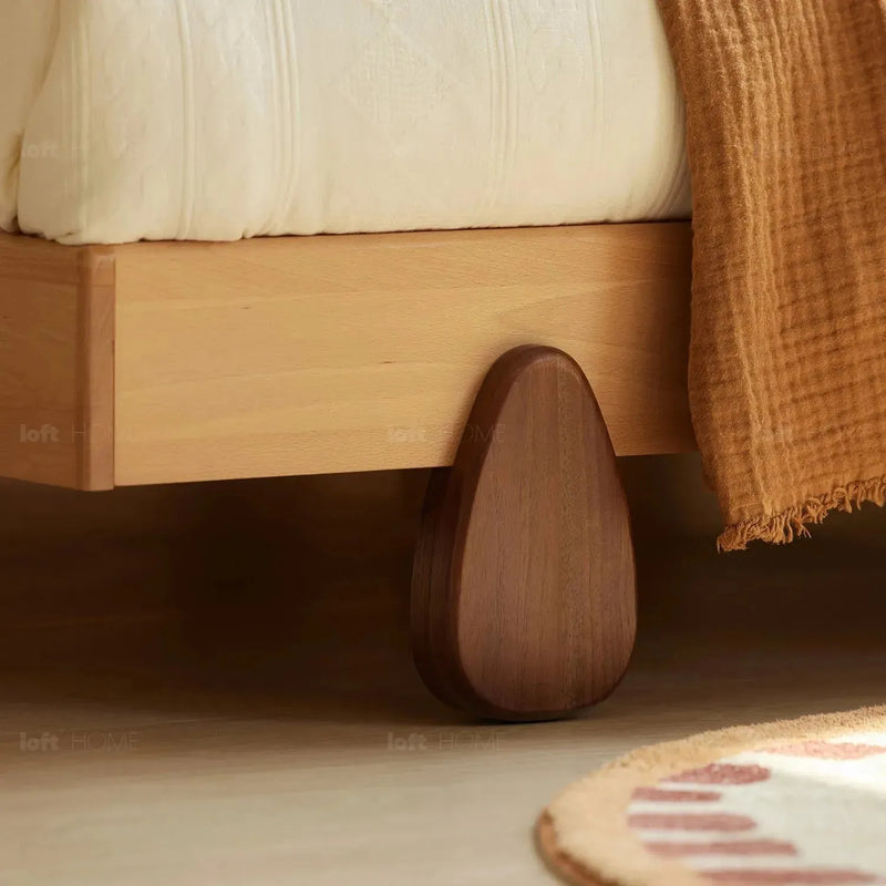 Scandinavian wood kids bed bear layered structure.