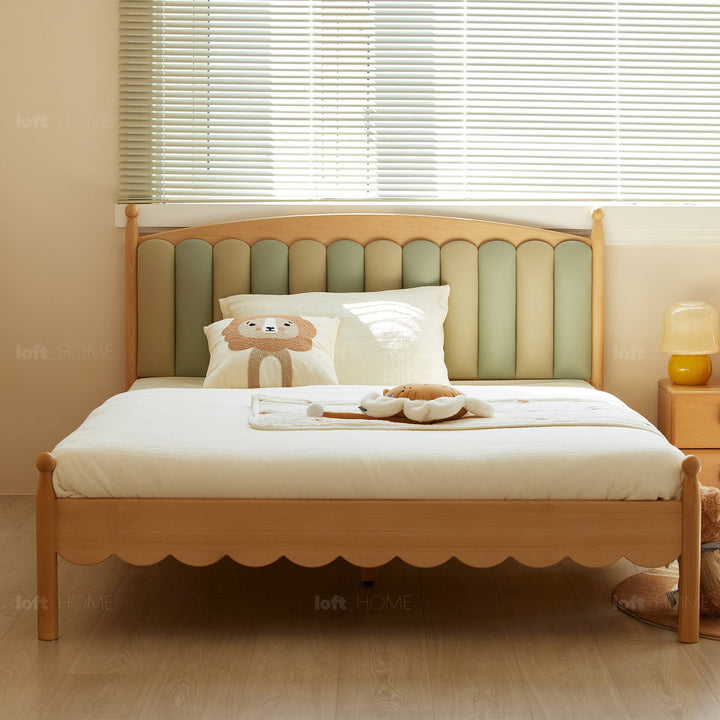 Scandinavian wood kids bed mallow color swatches.