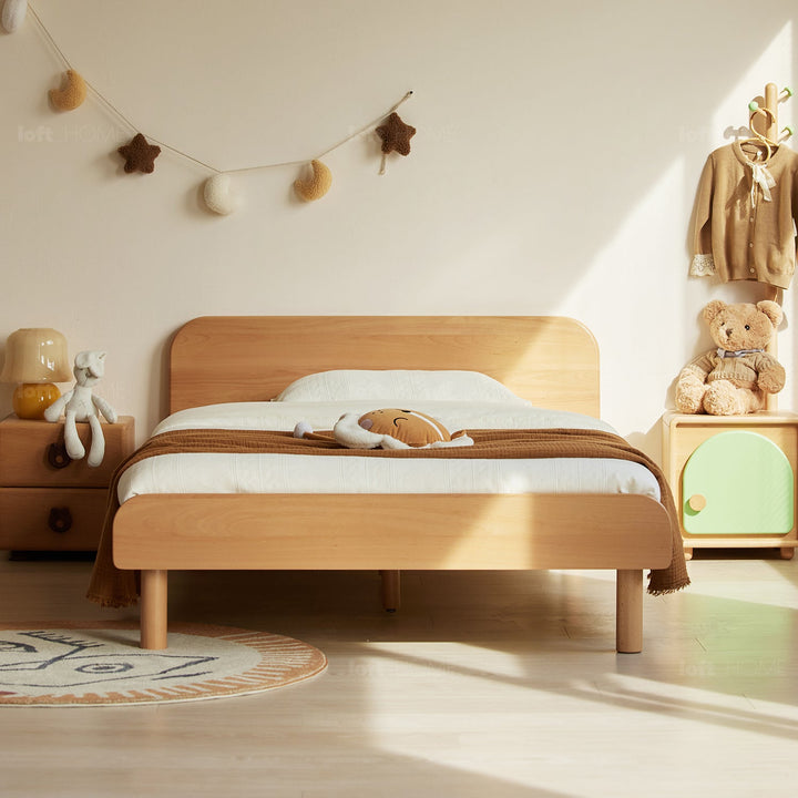 Scandinavian wood kids bed slumber in details.