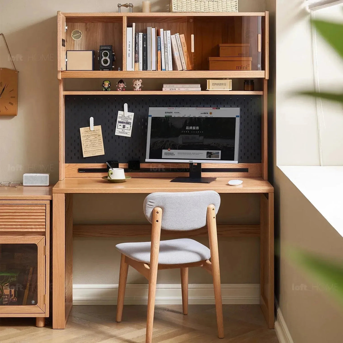 Scandinavian wood extendable study table with shelf corner detail 1.