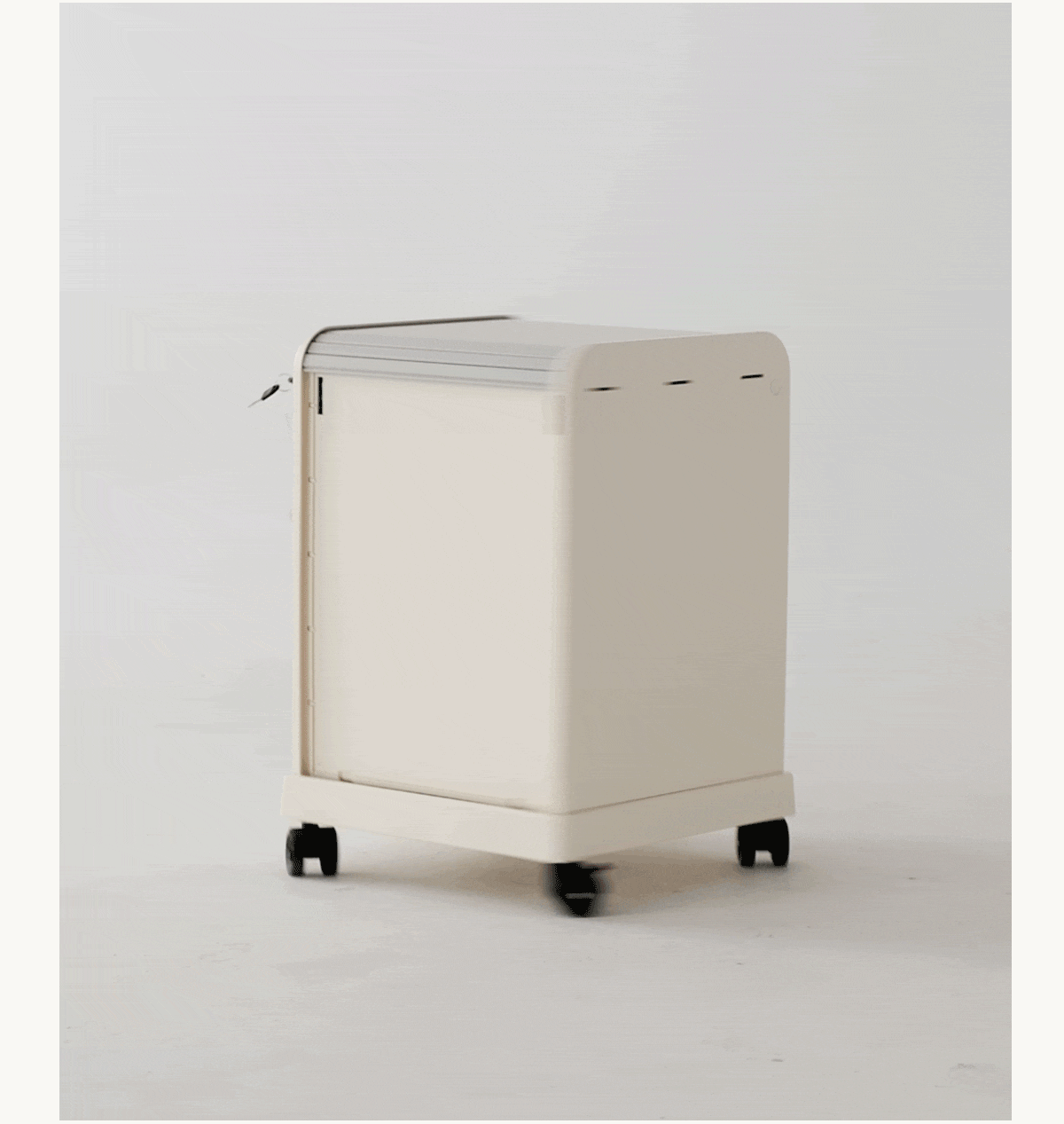 Bauhaus Plastic Wheeled Side Table FOLLOW ME Good to Know - 4