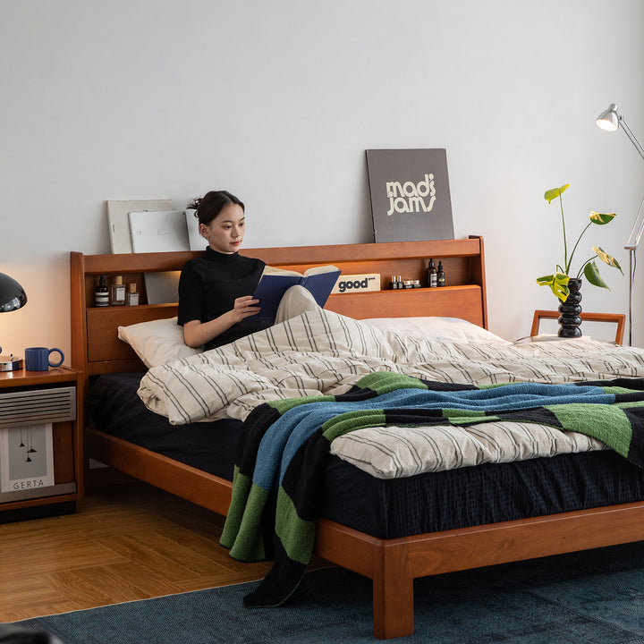 Vintage boxwood bed accompany light material variants.