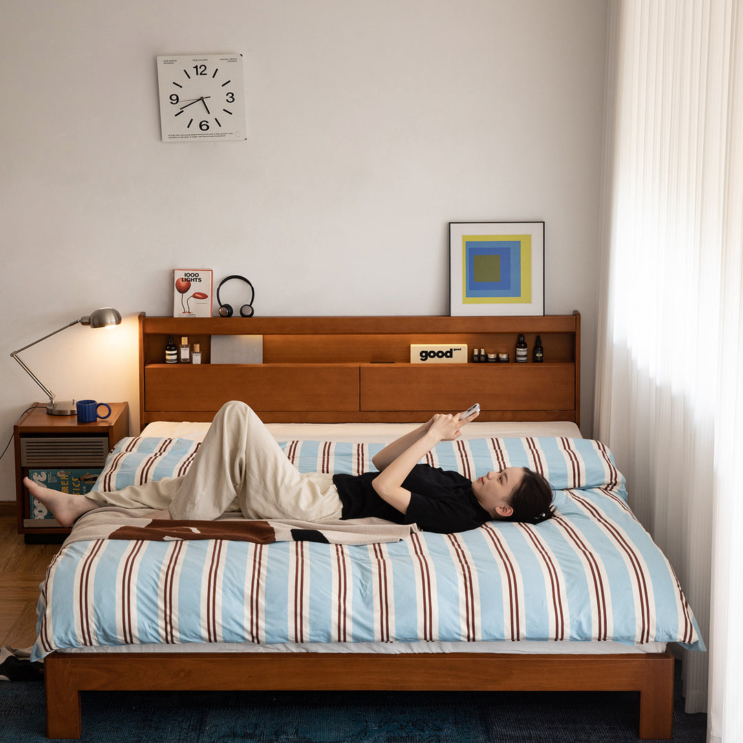 Vintage boxwood bed accompany light environmental situation.