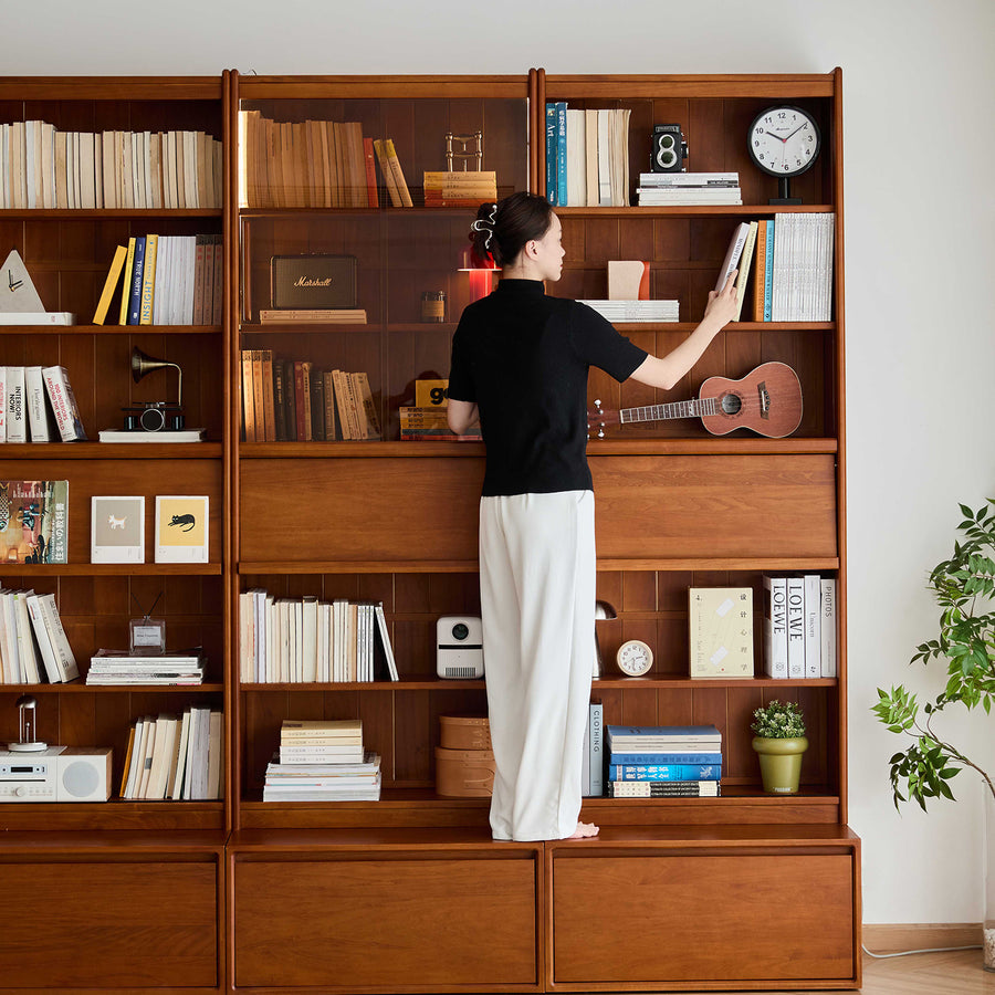 Vintage boxwood bookshelf vista primary product view.