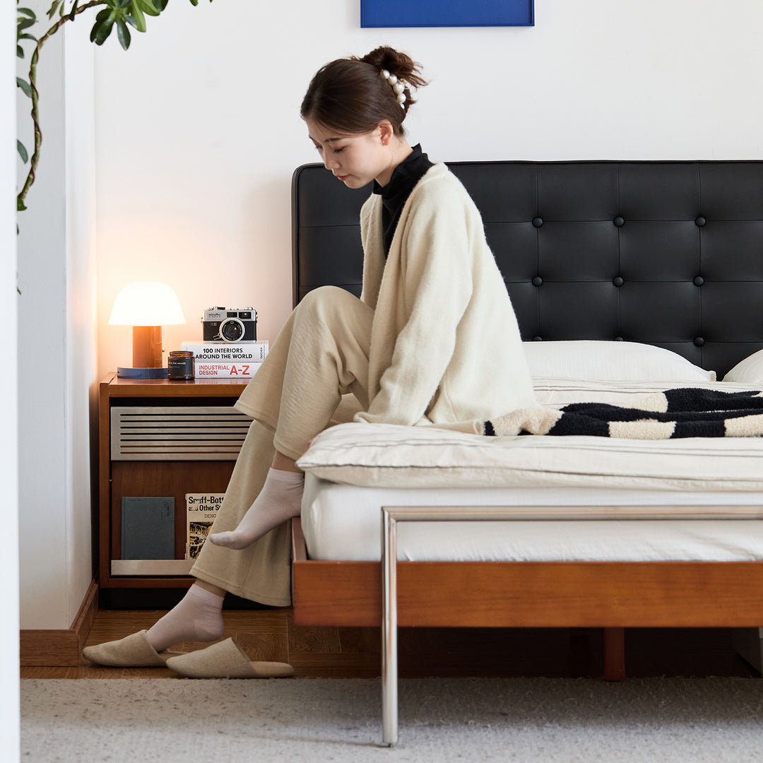 Vintage microfiber leather bed woyo in panoramic view.