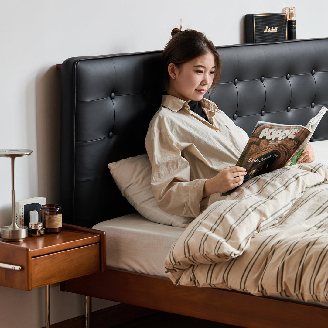 Vintage microfiber leather bed woyo with context.