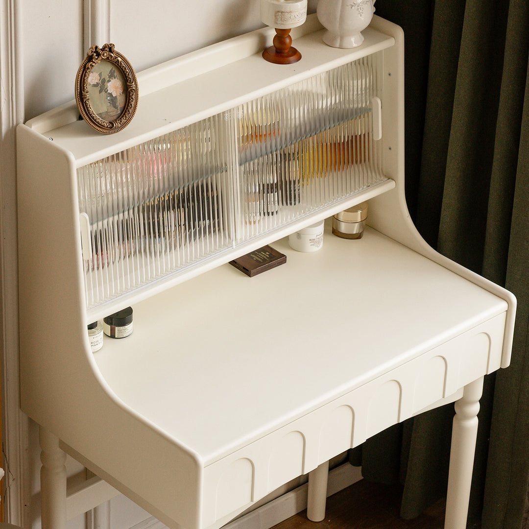Vintage rubber wood dressing table anna in details.