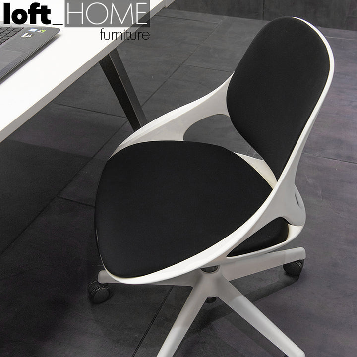 Modern Mesh Ergonomic Office Chair ZONE Life Style